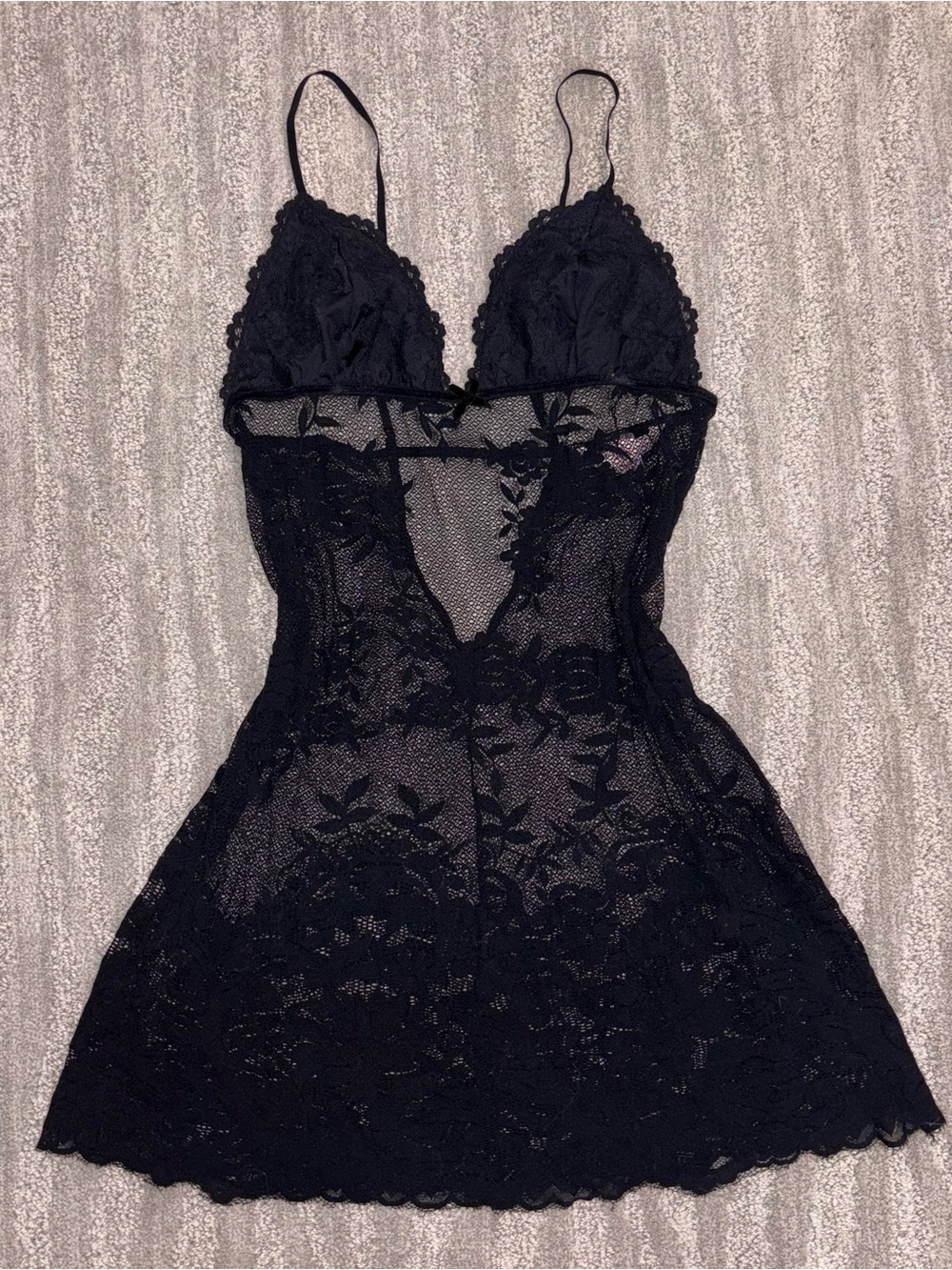 Victoria’s Secret Y2K Black Lace Chemise Sheer Dark Fairy Goth 2007 Women’s Sz L